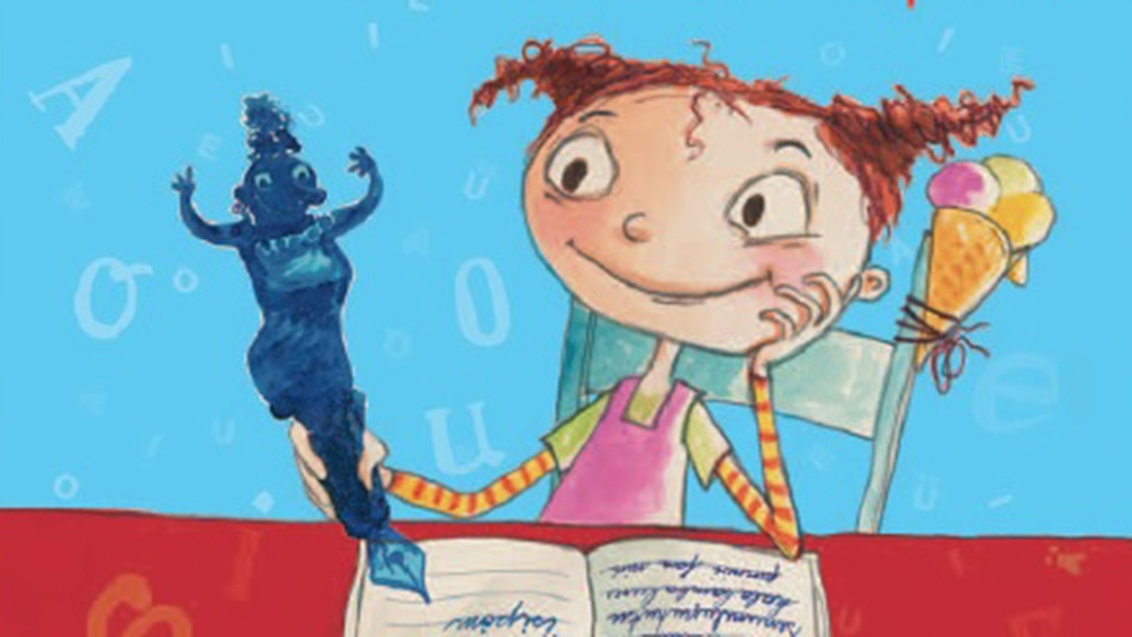 Klara schreibt mit blauer Tante