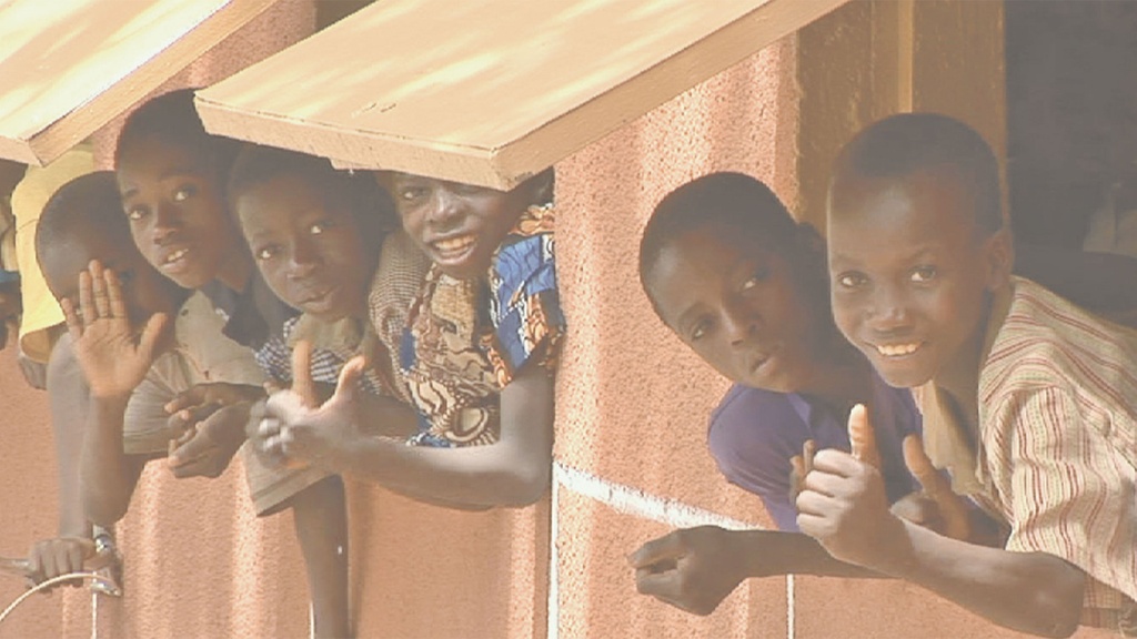 Tausche Mangos gegen Schule - Eine Kirchenaktion, die Schule macht