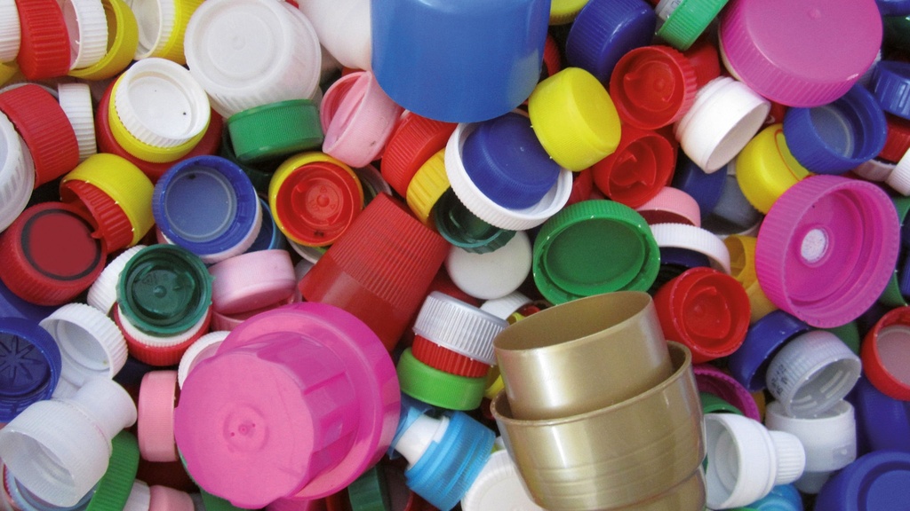 WIE PLASTIK TÖTET! – Warum schwimmt so viel Plastik im Meer?