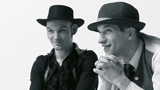 [AR02130-001] 9 LEBEN