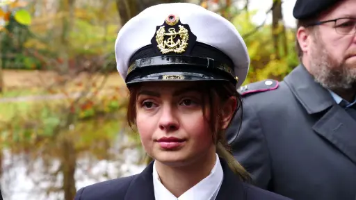 [AR03512-001] Wehrdienst oder Wehrpflicht – zwischen Angst und Verantwortung